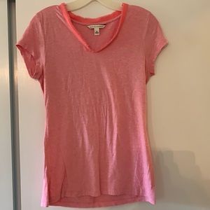 Banana Republic v-neck tee